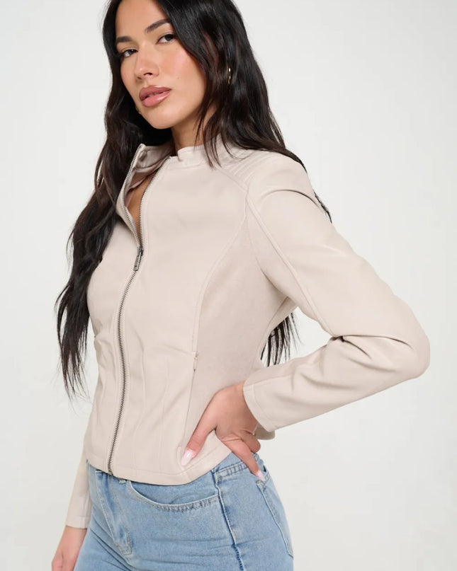 8e74c1f7-f89a-4f8e-a8bf-81840a7bb3cc-Max