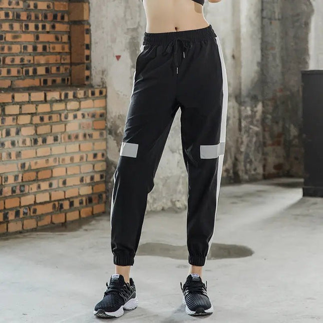 Women's Casual Yoga Wear – Reflective Fitness Apparel for Comfort and Performance Alfra Retail 1