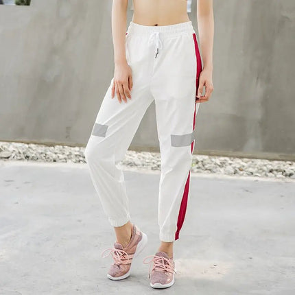 Women's Casual Yoga Wear – Reflective Fitness Apparel for Comfort and Performance Alfra Retail 1